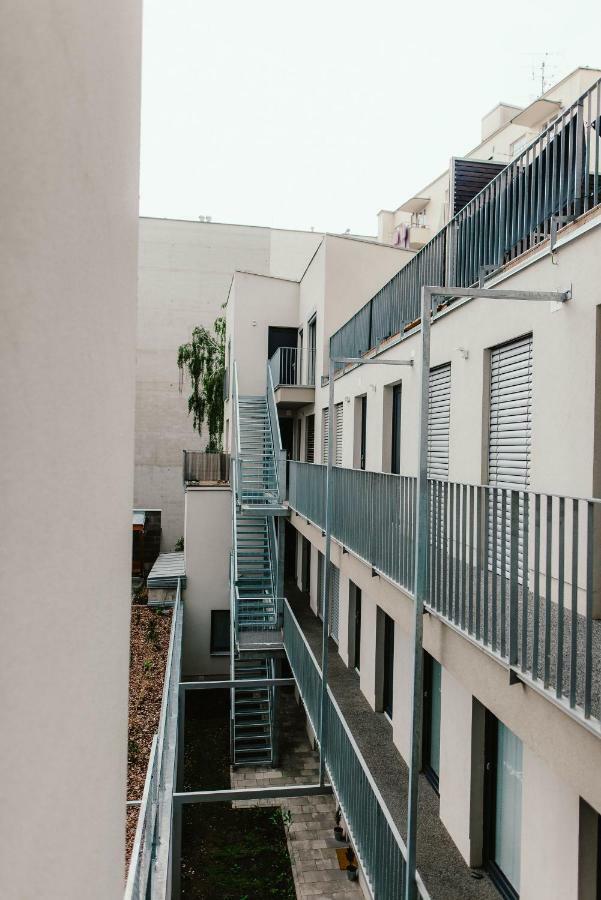 Wake Up Apartments Brno Exterior photo